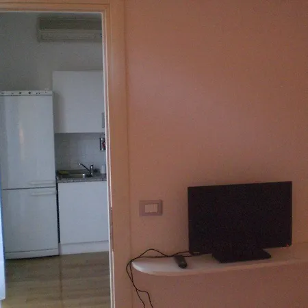 Apartment Lame 71 *